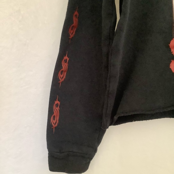 SlipKnot Womens Hoodie Size XS Y2K Cropped Graphic Heavy Metal Grunge Goth Rebel - Picture 2 of 12